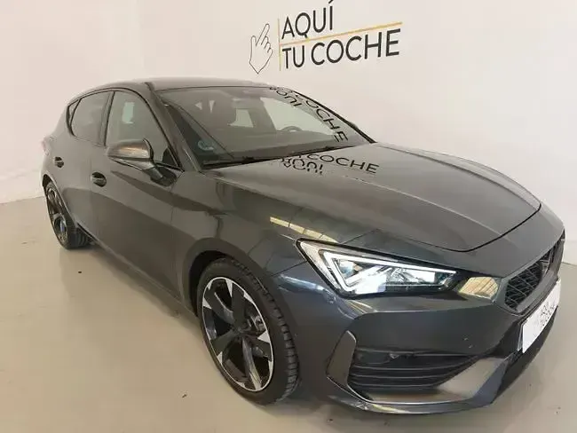 Usado Cupra Leon 150 CV (110 kW) 2023 Negro Berlina
