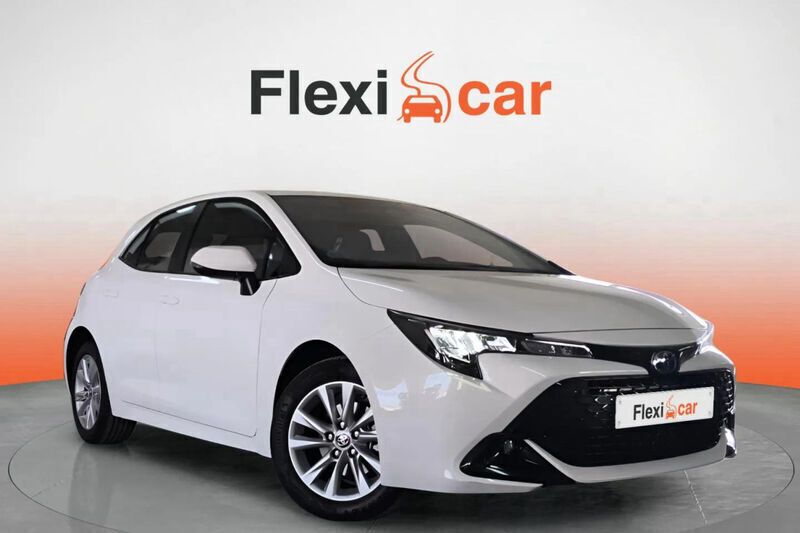 Blanco Usado 2024 Toyota Corolla Active Berlina | 22.790 € (Buen precio) - Imagen 1/4