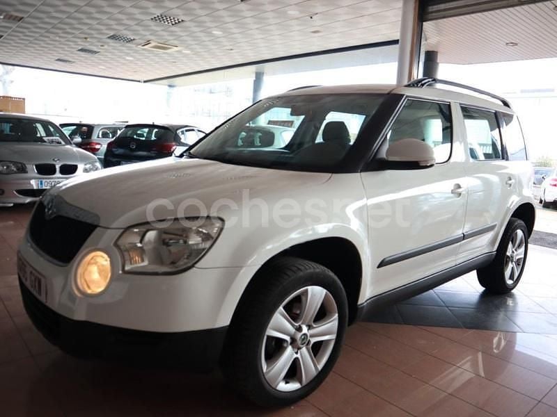 Usado Skoda Yeti Ambition 105 CV (77 kW) 2011 Blanco SUV
