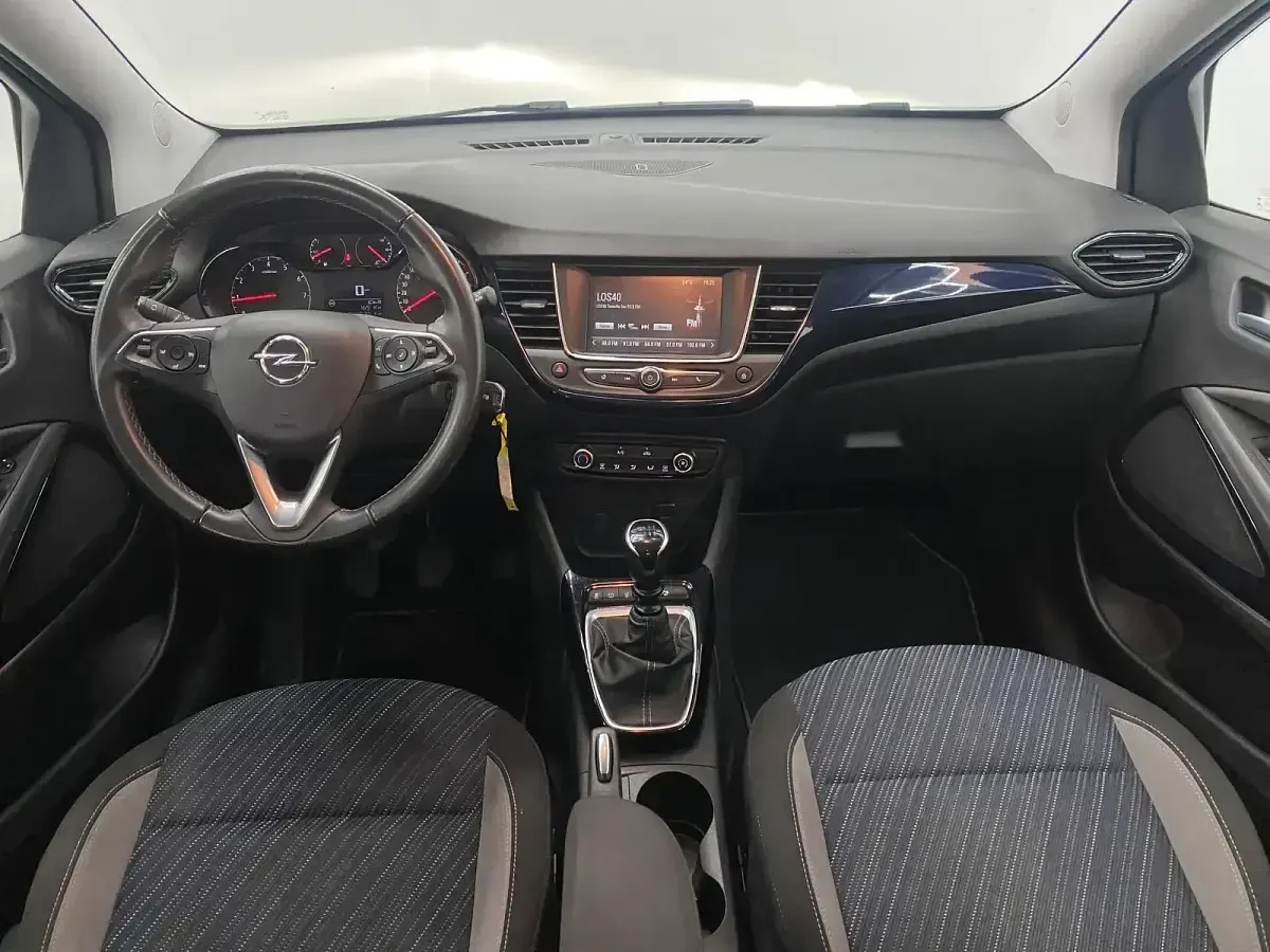 Usado Opel Crossland X S 110 CV (80 kW) 2020 Azul SUV
