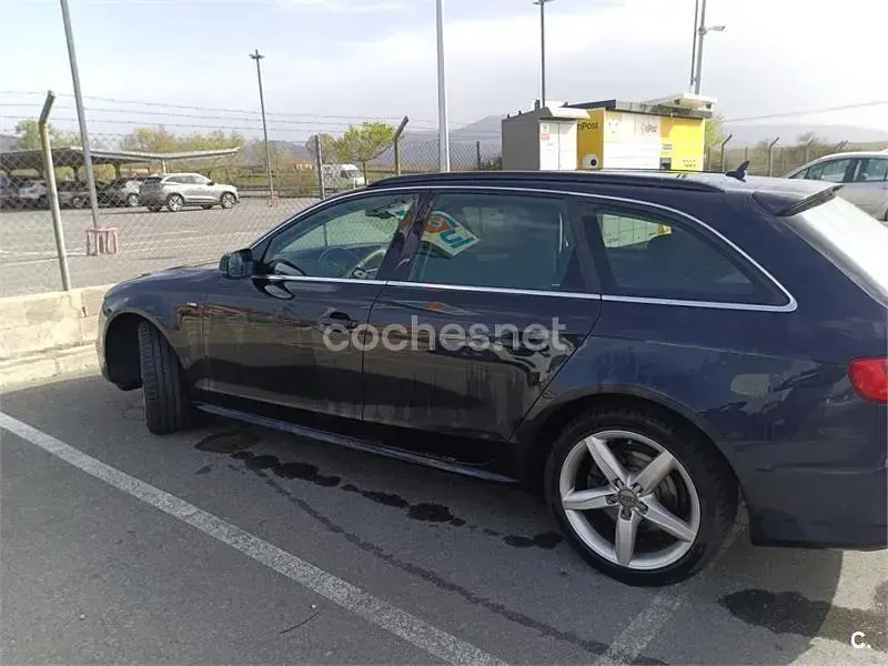Usado Audi A4 S-Line 150 CV (110 kW) 2015 Azul Familiar