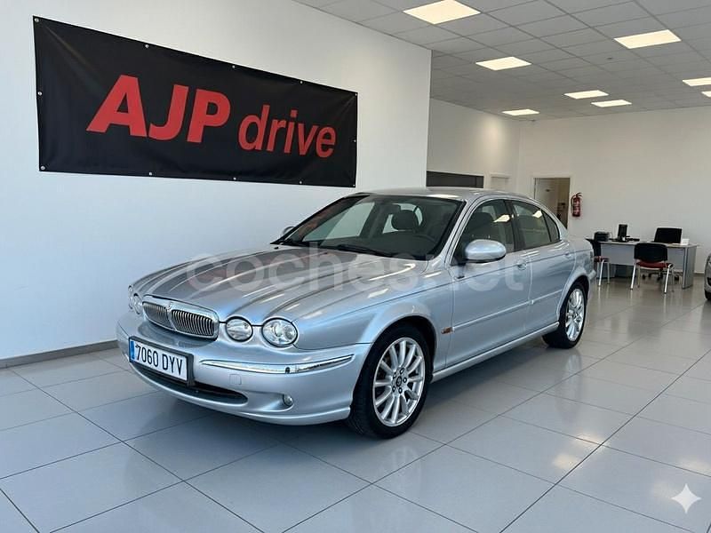 Gris / plata Usado 2006 Jaguar X-type Classic Berlina | 5900 € (Precio justo) - Imagen 1/4