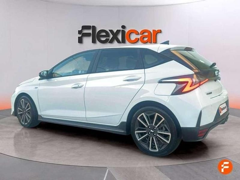 Usado Hyundai i20 N Line 101 CV (74 kW) 2021 Blanco Utilitario