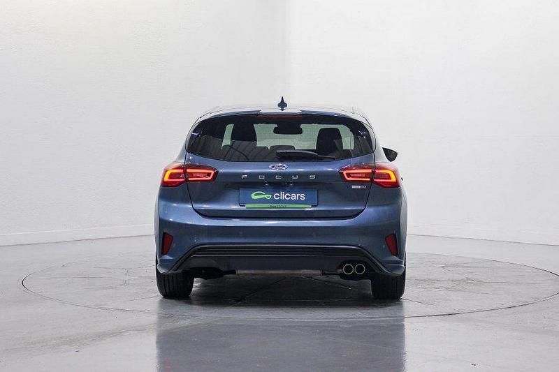 Usado Ford Focus ST-Line 125 CV (91 kW) 2022 Azul Berlina