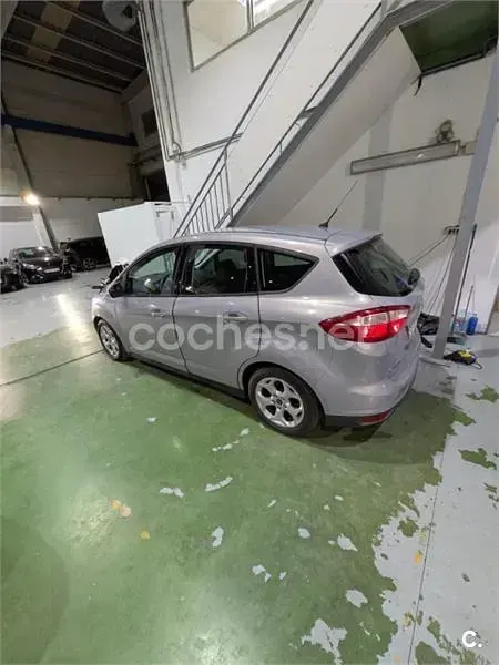 Usado Ford C-MAX Titanium 115 CV (84 kW) 2013 Blanco Monovolumen