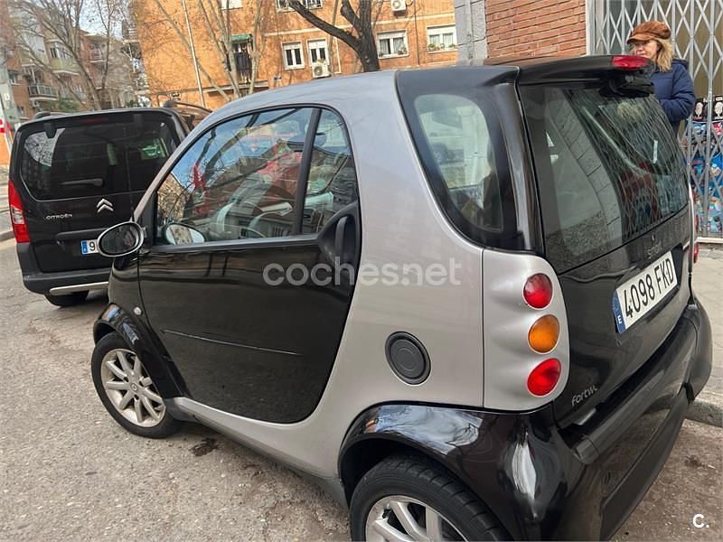 Usado Smart ForTwo Cabrio Pulse 61 CV (44 kW) 2006 Negro Descapotable
