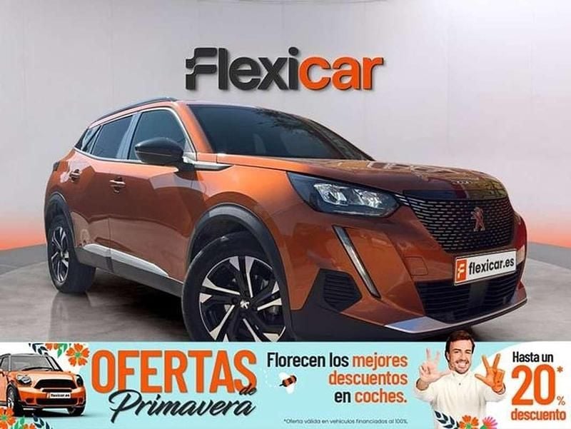 Usado Peugeot 2008 Active 101 CV (74 kW) 2023 Naranja SUV