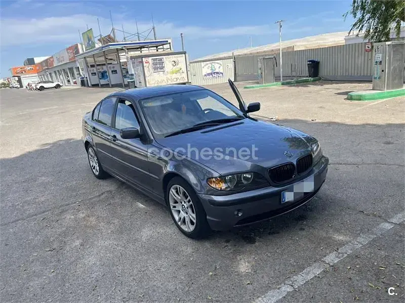 Usado BMW 320 136 CV (100 kW) 2002 Gris / plata Berlina