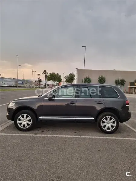 Usado VW Touareg R 174 CV (127 kW) 2008 Negro SUV
