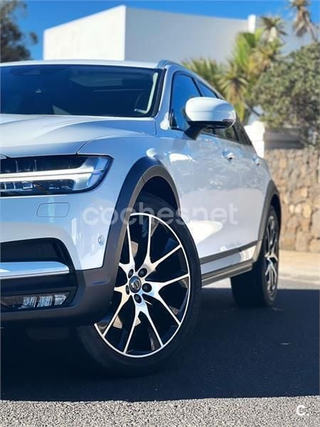 Blanco Usado 2017 Volvo V90 CC Pro Familiar | 25.500 € (Caro) - Imagen 1/2