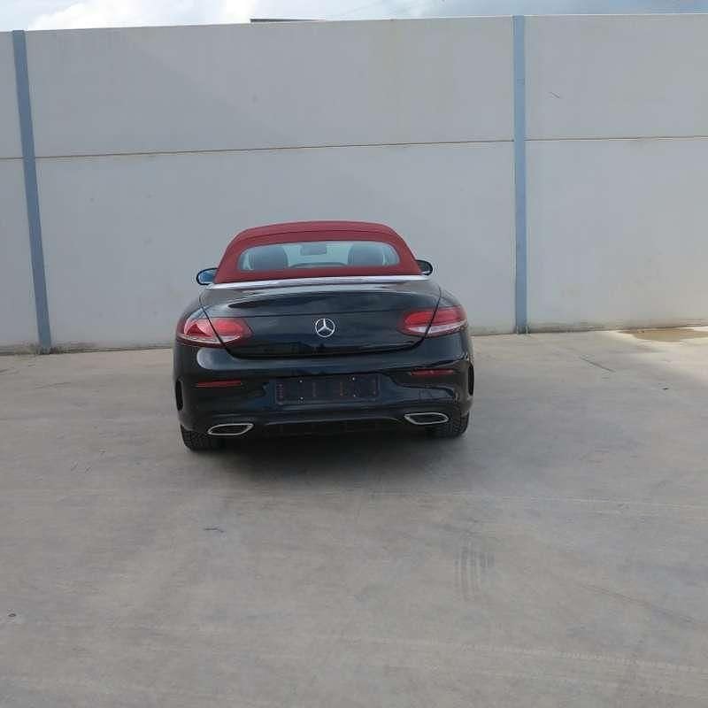 Usado Mercedes C300 258 CV (189 kW) 2019 Negro Descapotable