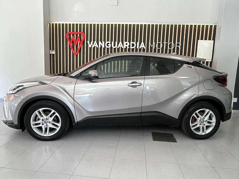 Usado Toyota C-HR Advance 122 CV (89 kW) 2021 Gris SUV