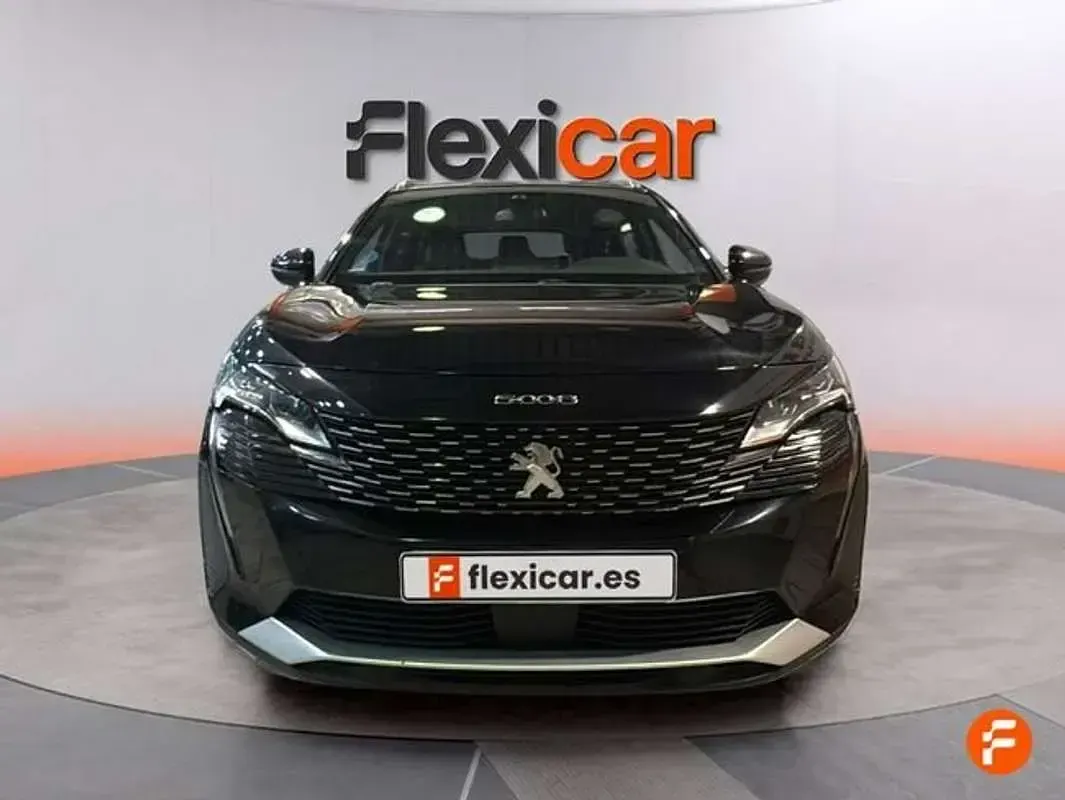 Usado Peugeot 5008 Active 136 HP (100 kW) 2024 Cinzento SUV