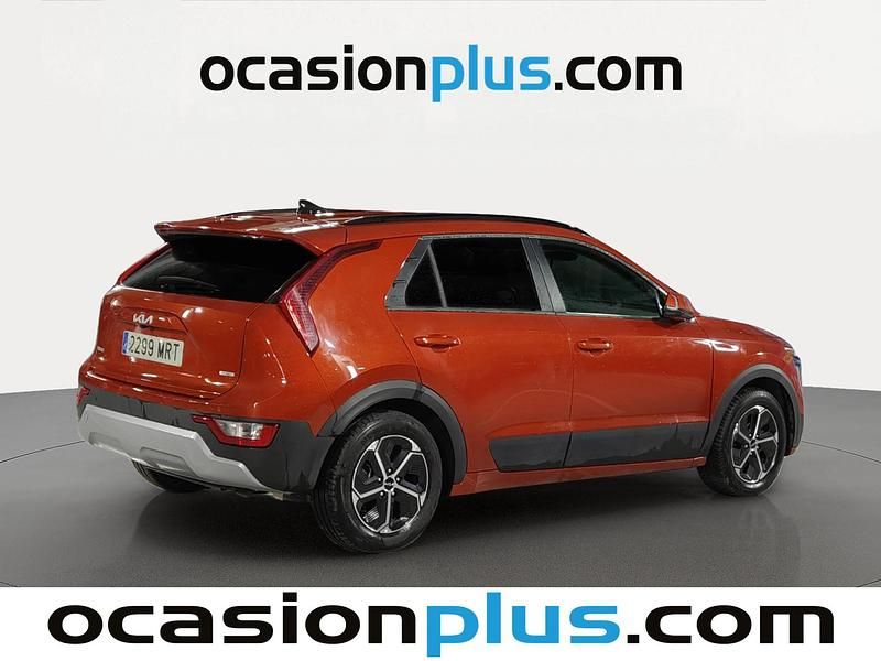 Usado Kia Niro 183 CV (134 kW) 2024 Rojo SUV