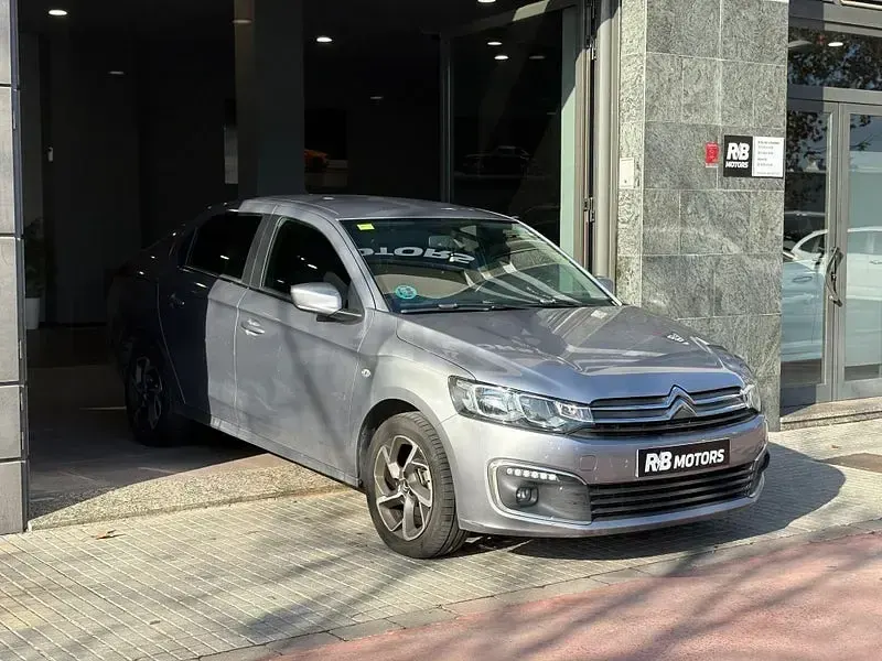Usado Citroën C-Elysee I PureTech 82 CV (60 kW) 2018 Gris / plata Berlina