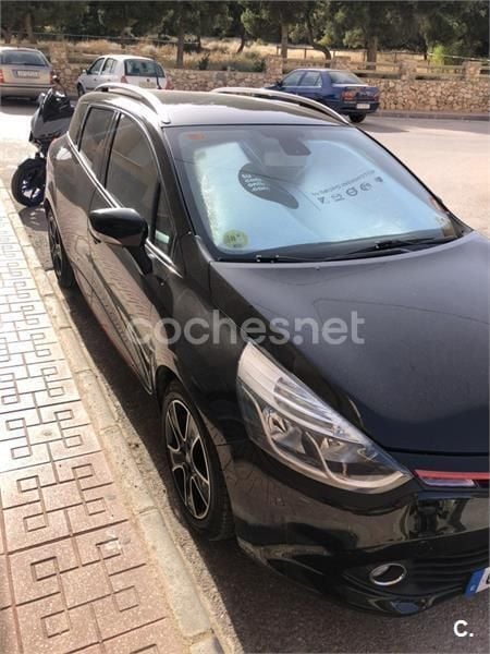 Negro Usado 2013 Renault Clio GrandTour Dynamique Familiar | 7495 € (Precio justo) - Imagen 1/4