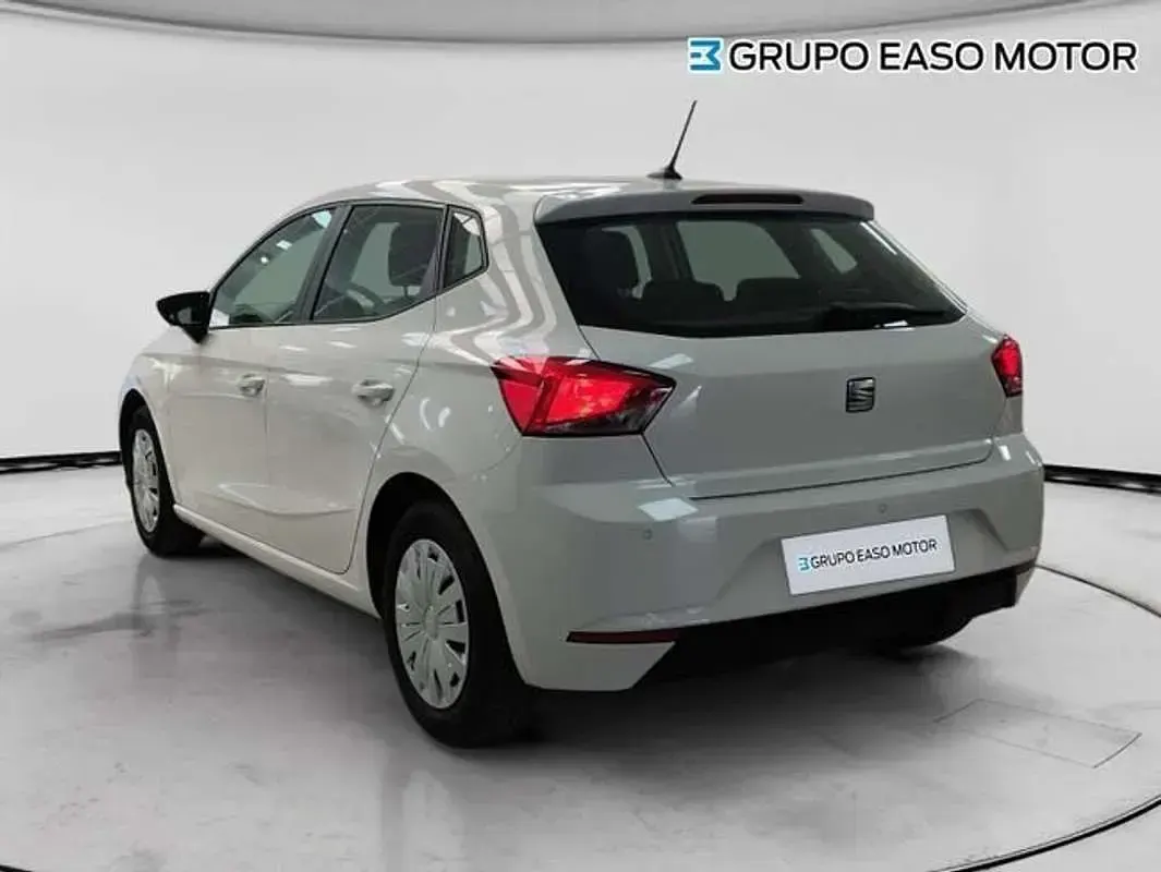 Usado Seat Ibiza Reference 80 CV (58 kW) 2022 Blanco Utilitario