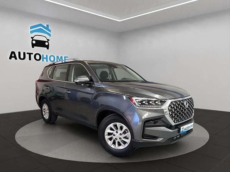 Usado Ssangyong (KGM) Rexton 203 CV (149 kW) 2023 Gris SUV