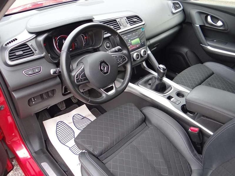 Usado Renault Kadjar Life 140 CV (102 kW) 2018 Rojo SUV