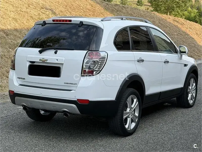 Usado Chevrolet Captiva LTZ 184 CV (135 kW) 2012 Blanco SUV