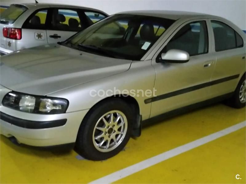 Gris / plata Usado 2001 Volvo S60 Berlina | 4500 € (Precio justo) - Imagen 1/3
