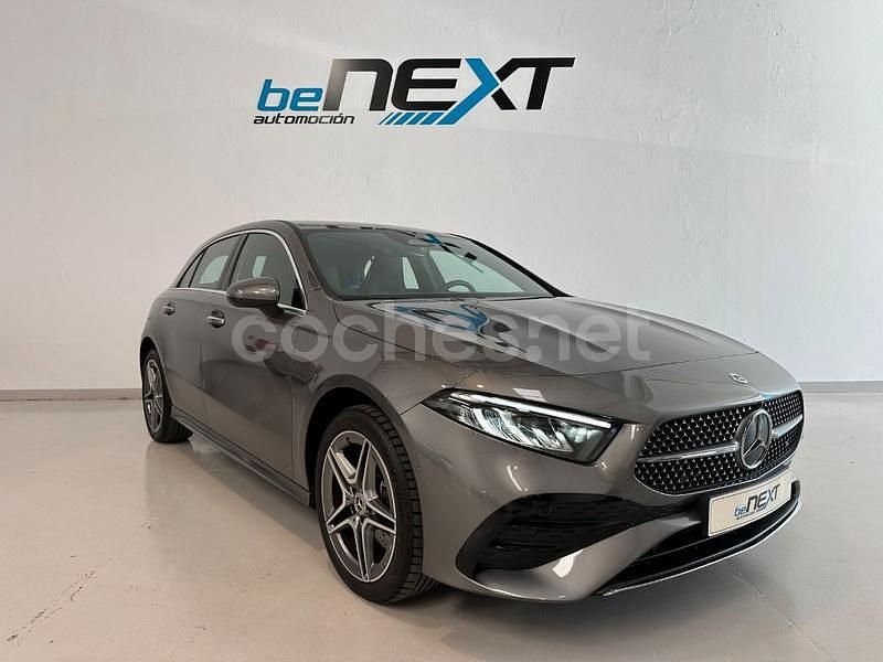 Gris / plata Usado 2024 Mercedes A250 Berlina | 31.990 € (Super precio) - Imagen 1/4