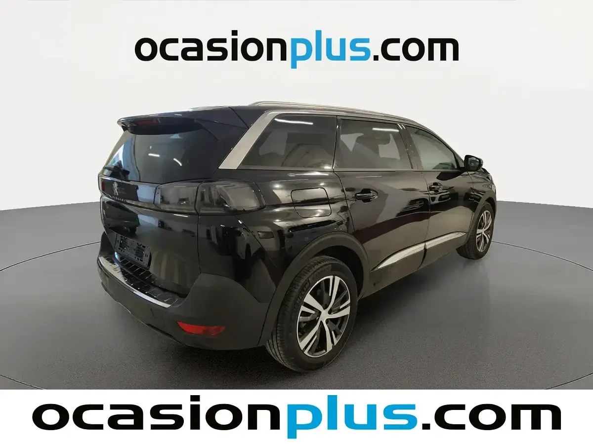 Usado Peugeot 5008 Allure 130 CV (95 kW) 2024 Negro SUV