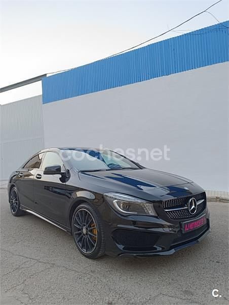 Usado Mercedes CLA250 211 CV (155 kW) 2014 Negro Berlina