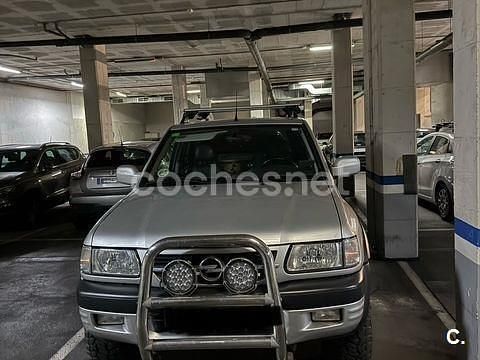 Gris / plata Usado 2002 Opel Frontera Limited SUV | 9800 € - Imagen 1/4