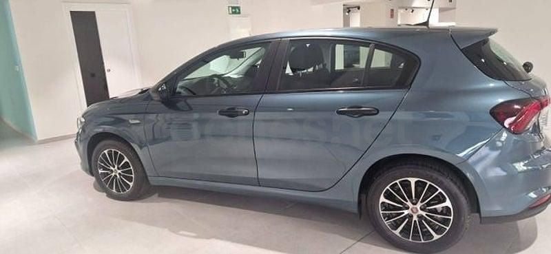 Nuevo Fiat Tipo 131 CV (96 kW) 2025 Azul Berlina
