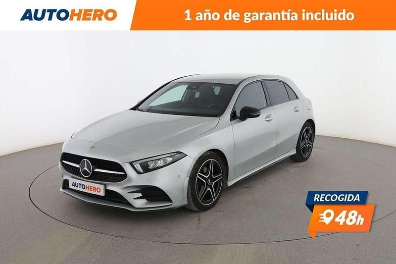 Gris Usado 2021 Mercedes A180 Utilitario | 23.142 € (Buen precio) - Imagen 1/3
