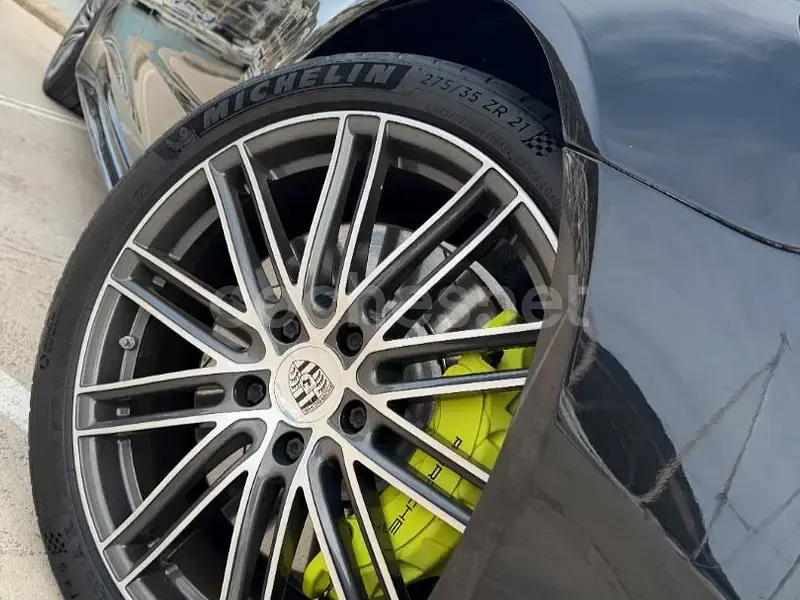 Usado Porsche Panamera Sport Turismo 462 CV (339 kW) 2018 Negro Familiar
