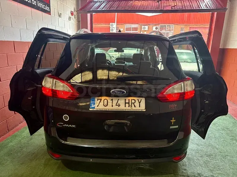 Usado Ford C-MAX Titanium 125 CV (91 kW) 2012 Negro Monovolumen