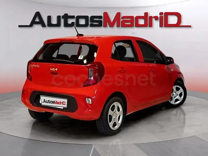 Usado Kia Picanto 67 CV (49 kW) 2022 Rojo Utilitario
