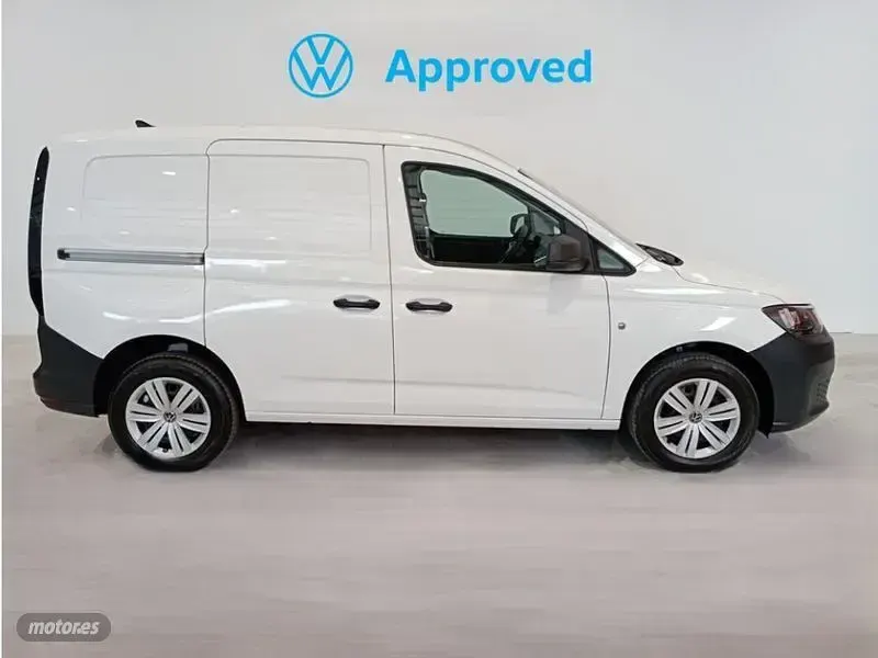Usado VW Caddy 75 CV (55 kW) 2022 Blanco Monovolumen