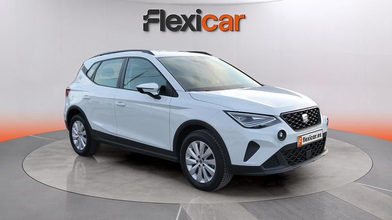 Usado Seat Arona Style 116 CV (85 kW) 2024 Blanco SUV