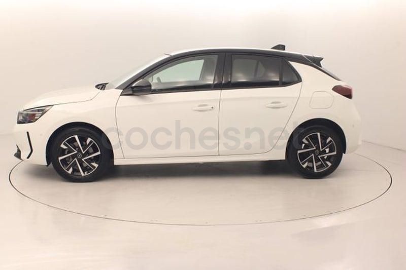 Usado Opel Corsa 100 CV (73 kW) 2024 Blanco Berlina