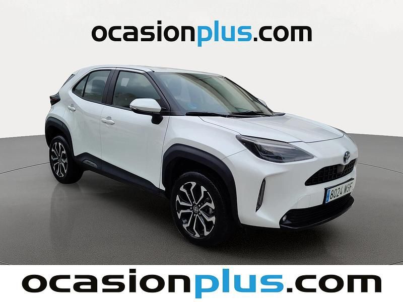 Usado Toyota Yaris Cross Active 116 CV (85 kW) 2024 Blanco SUV