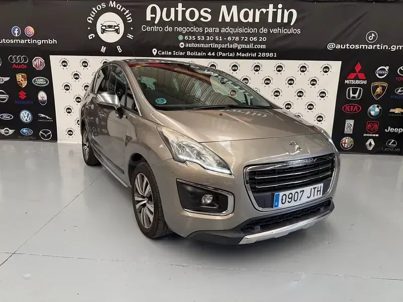 Usado Peugeot 3008 Active 130 CV (95 kW) 2016 Beige SUV