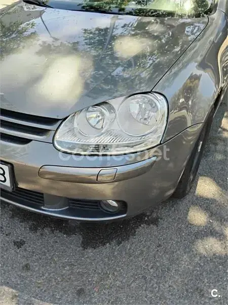 Usado VW Golf V Sportline 140 HP (102 kW) 2007 Cinzento Sedan