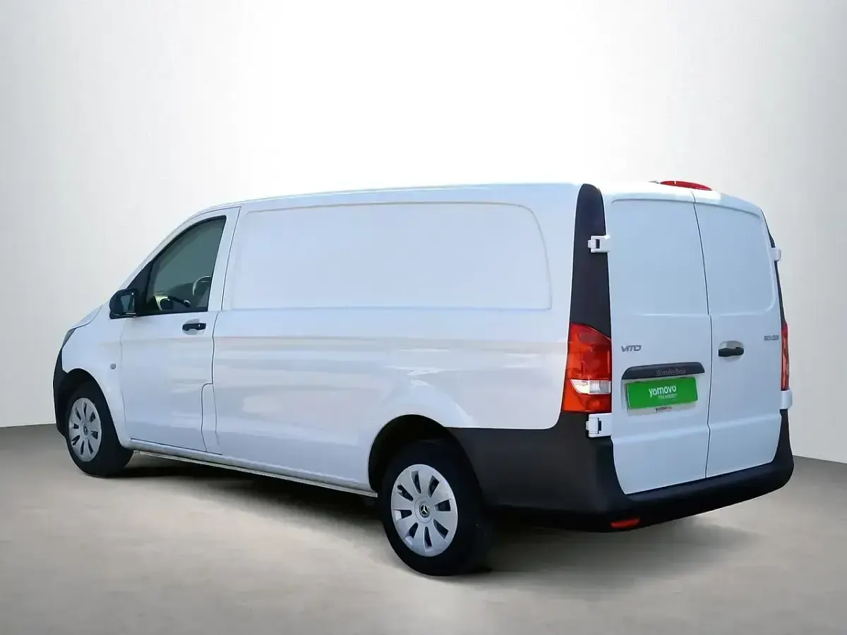 Usado Mercedes Vito 103 CV (75 kW) 2021 Blanco Van