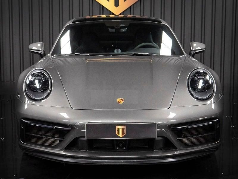 Usado Porsche 911 Carrera 4 GTS 480 CV (353 kW) 2023 Gris / plata Coupe