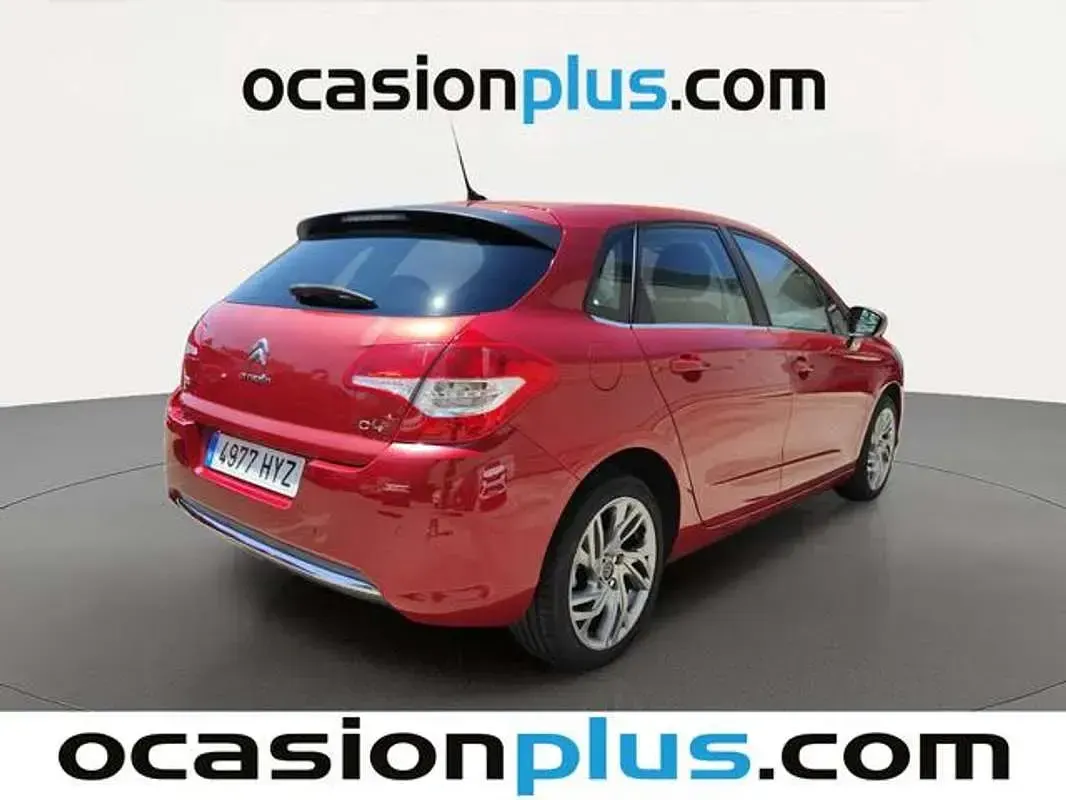 Usado Citroën C4 114 CV (83 kW) 2014 Rojo Utilitario