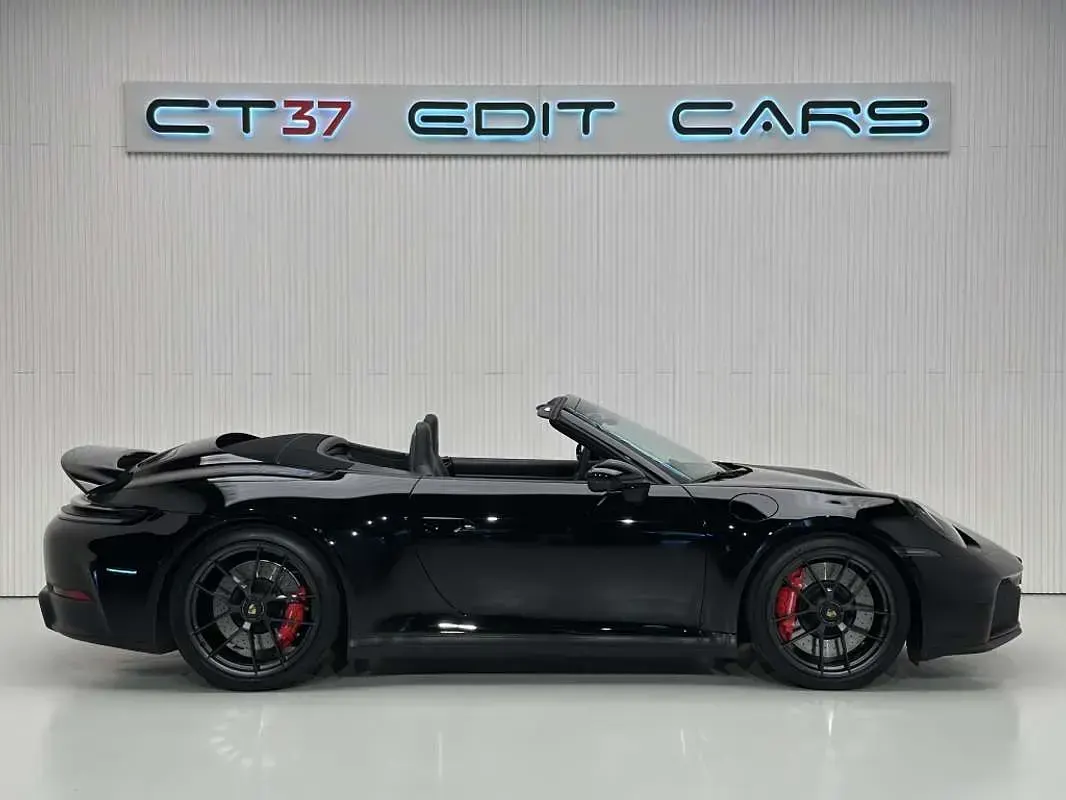 Usado Porsche 992 480 CV (353 kW) 2025 Negro Descapotable