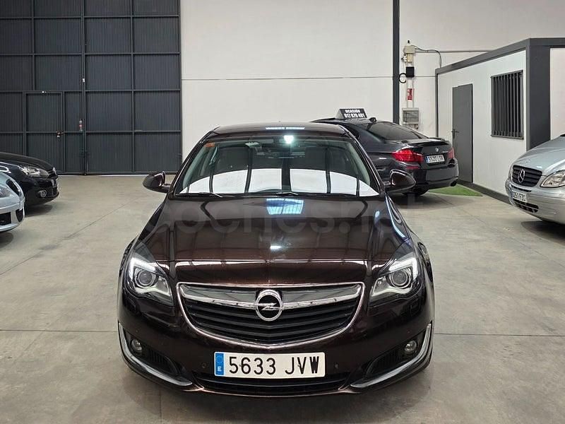 Usado Opel Insignia Excellence 170 CV (125 kW) 2017 Marrón Berlina