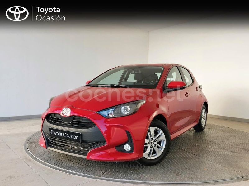 Rojo Usado 2024 Toyota Yaris Edition Berlina | 18.490 € (Precio justo) - Imagen 1/4