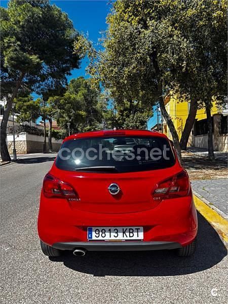Usado Opel Corsa Color Edition 95 CV (69 kW) 2017 Rojo Utilitario