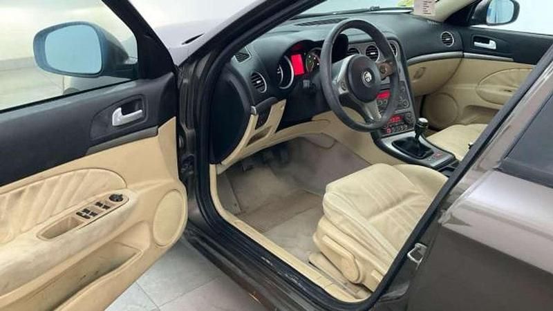 Usado Alfa Romeo 159 150 CV (110 kW) 2008 Marrón Berlina