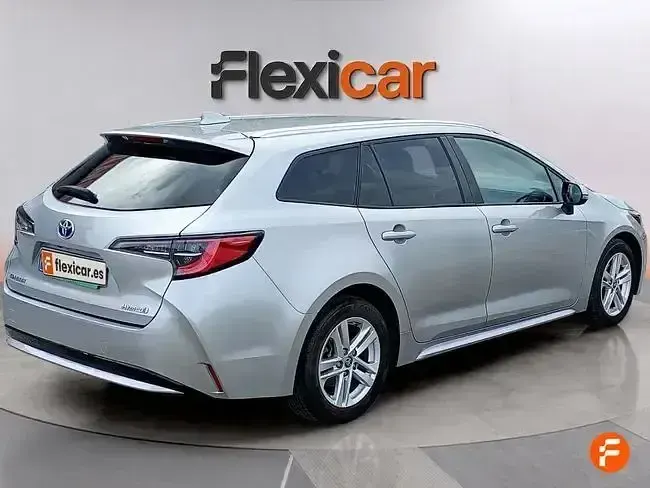 Usado Toyota Corolla Active 140 CV (102 kW) 2023 Gris