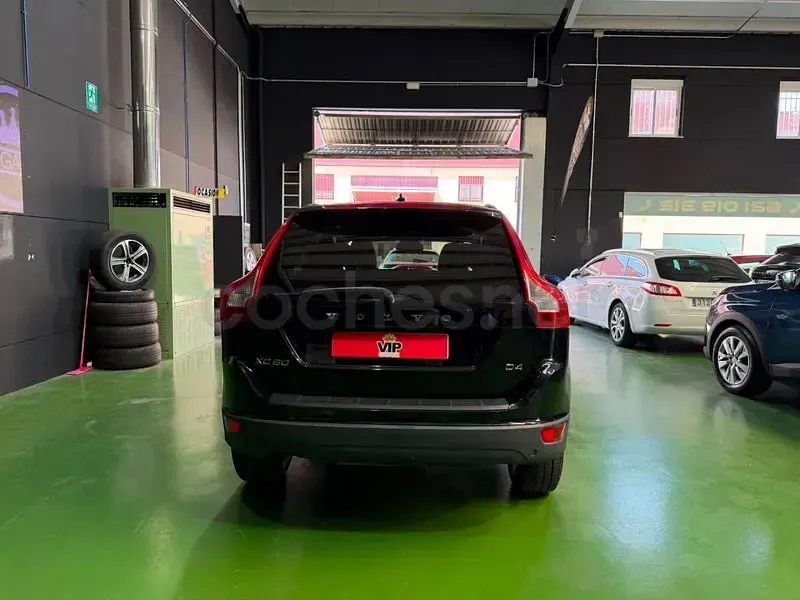 Usado Volvo XC60 Momentum 175 CV (128 kW) 2010 Negro SUV